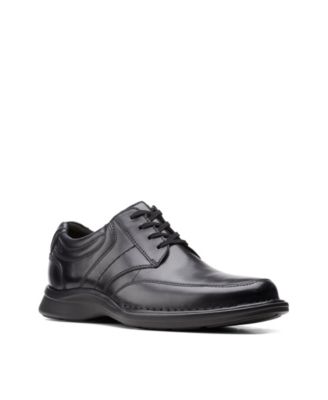 clarks lace up shoes