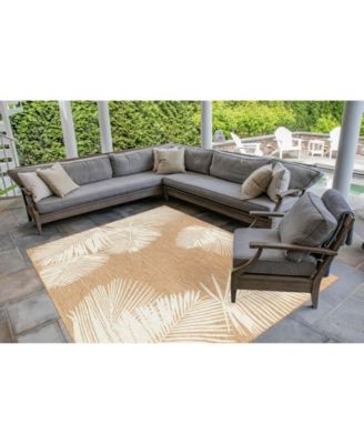 Carmel Palm 6'6" x 9'4" Outdoor Area Rug