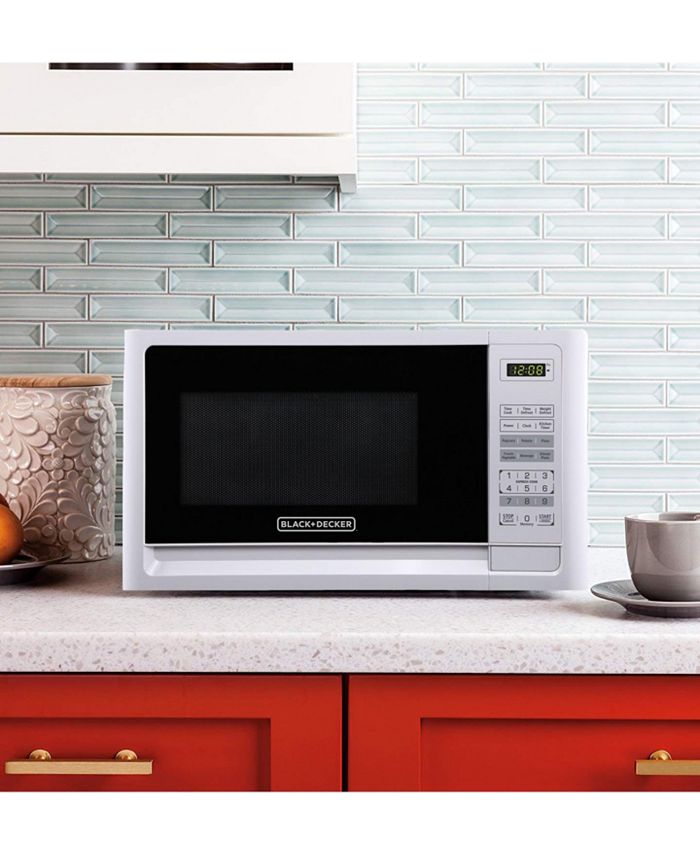 Black & Decker EM925AMEP1 0.9Cu. Ft. Microwave Macy