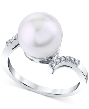 image of Cultured Freshwater Pearl (10mm) & Diamond (1/10 ct. t.w.) Ring in 14k White Gold