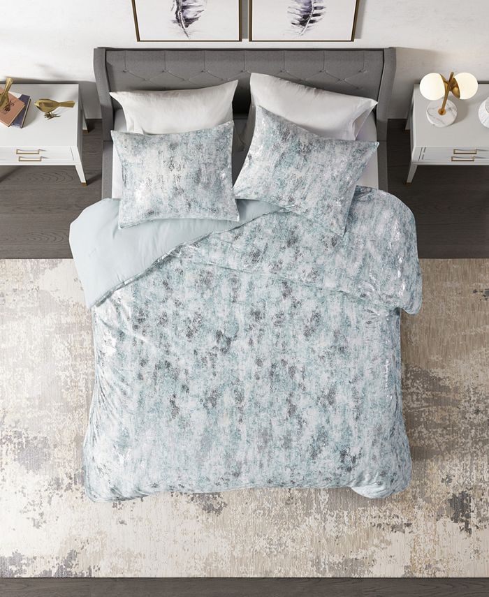 CosmoLiving CLOSEOUT! Pearl Metallic Printed Velvet Full/Queen