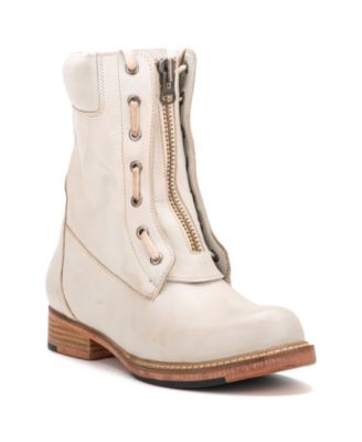 narrow womens boots