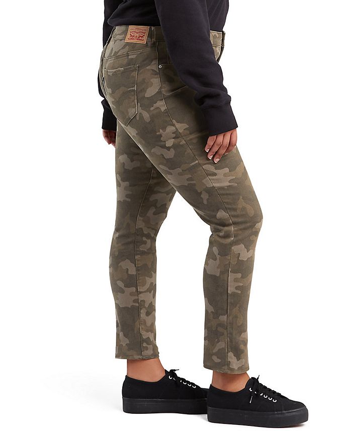 levi plus sale