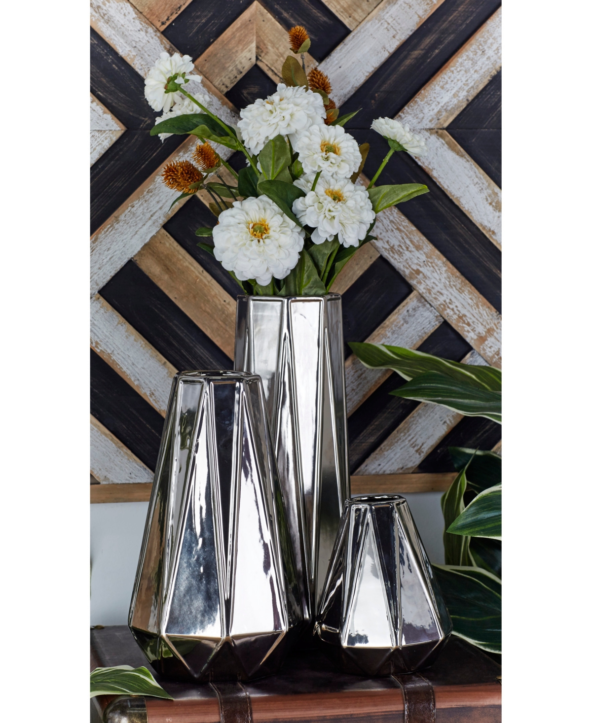 CosmoLiving by Cosmopolitan Set of 3 Silver Stoneware Glam Vase, 7", 11", 15"