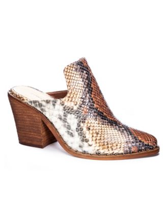 macys womens mules