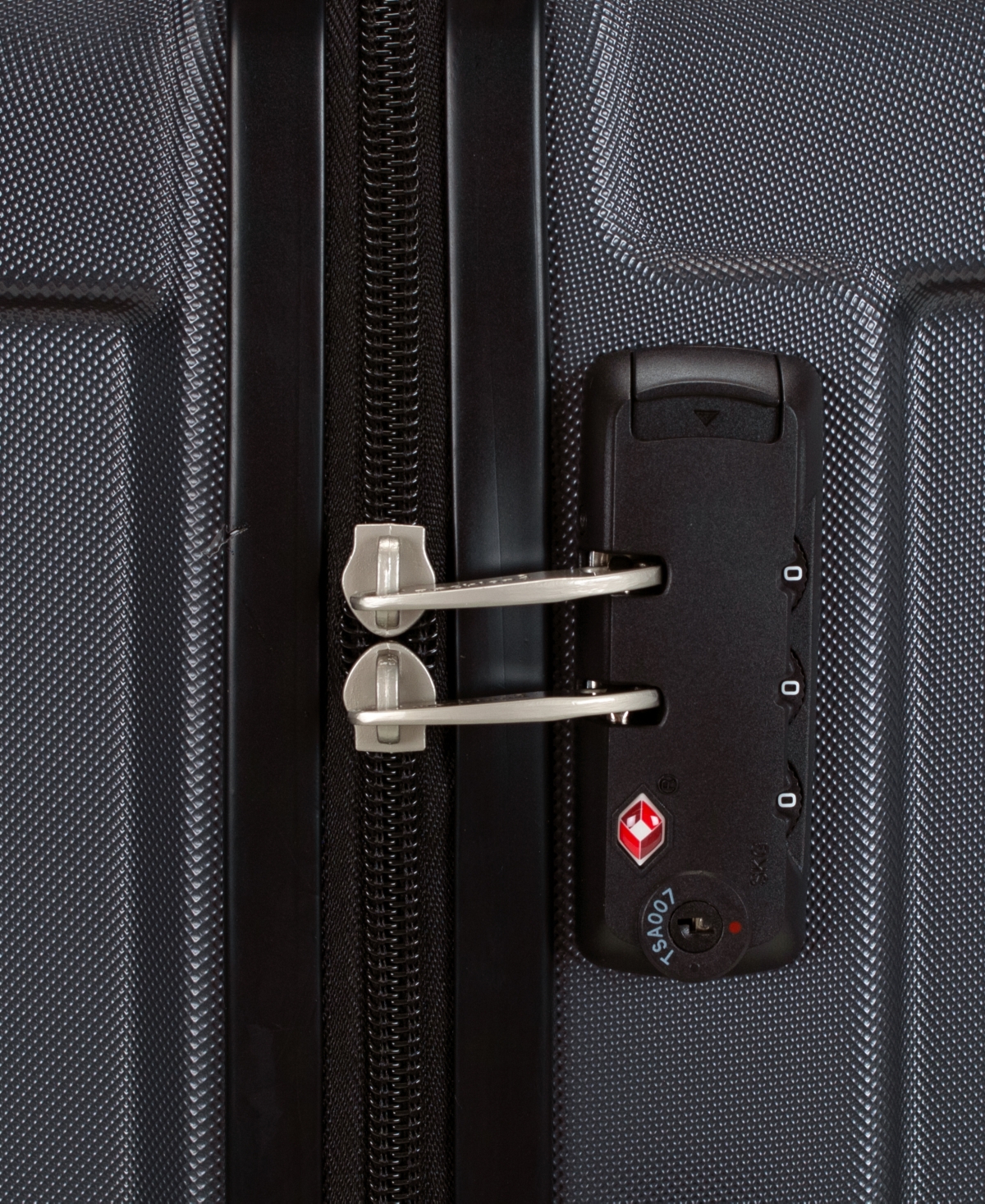 Rockland Seattle 3pc Hardside Luggage Set