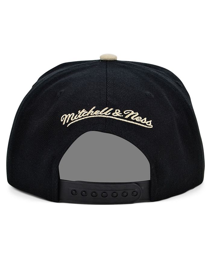 Mitchell & Ness Milwaukee Bucks 2-Tone Classic Snapback Cap - Macy's