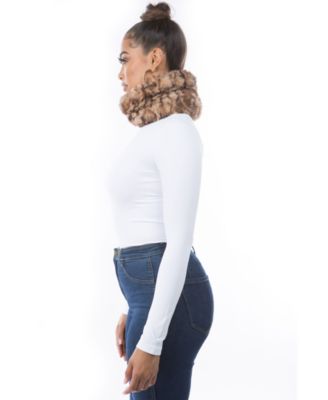 Women's Cozy Luxe Faux Fur Pom Loop Scarf