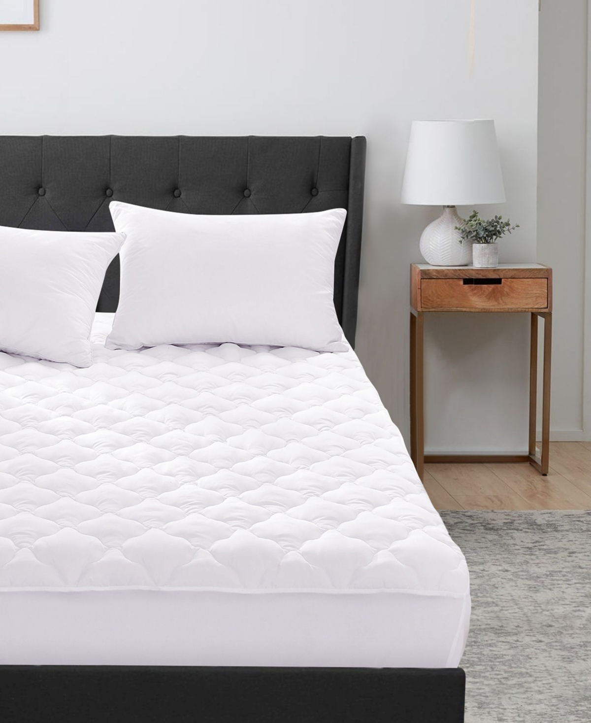 Unikome Four Leaf Clover Quilted Down Alternative Mattress Pad