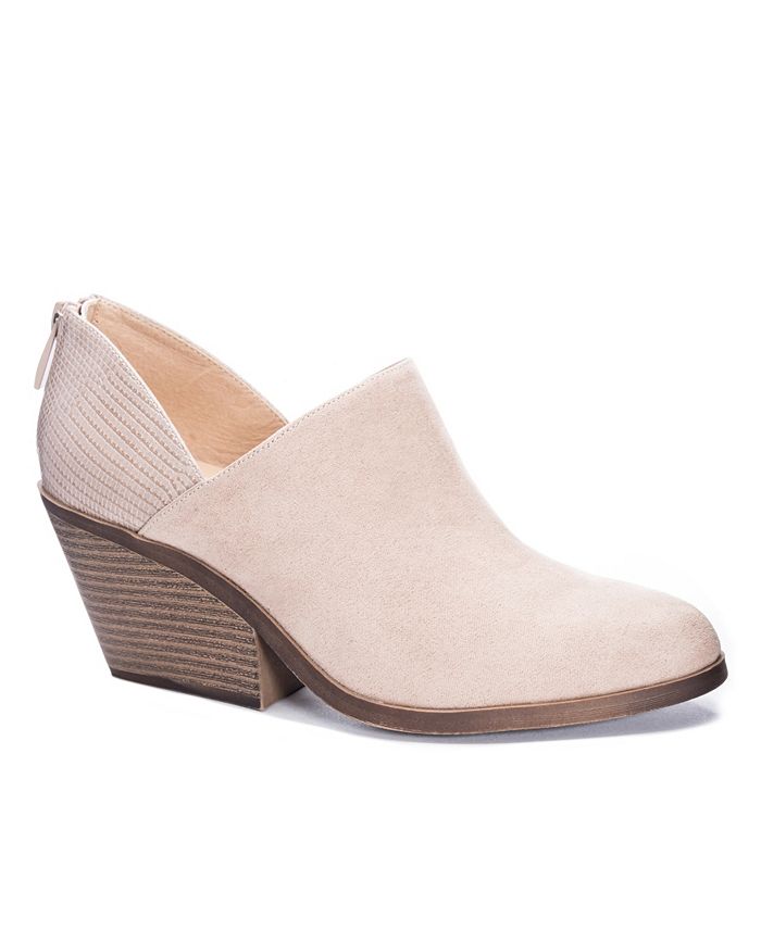 cl by laundry womens kalie block heel booties