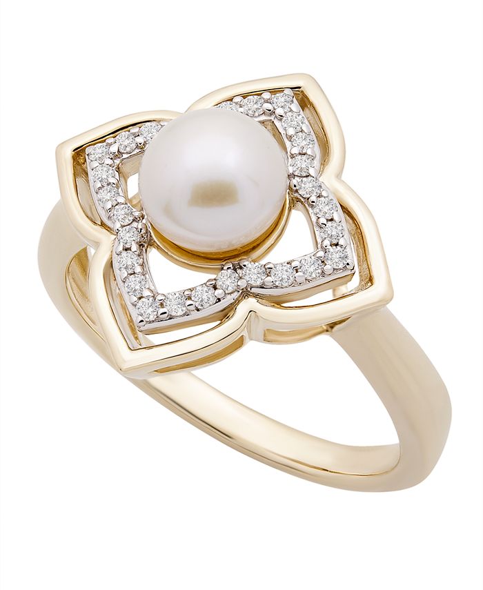 Macy's - Cultured Freshwater Pearl (6mm) and Diamond (1/6 ct. t.w.) Clover Ring in 14k Yellow Gold