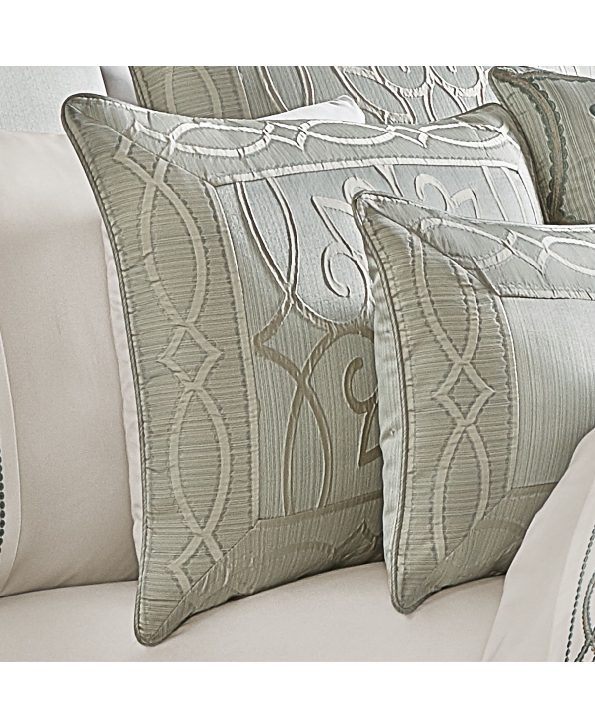 Five Queens Court Nouveau 4-Pc. Comforter Set
