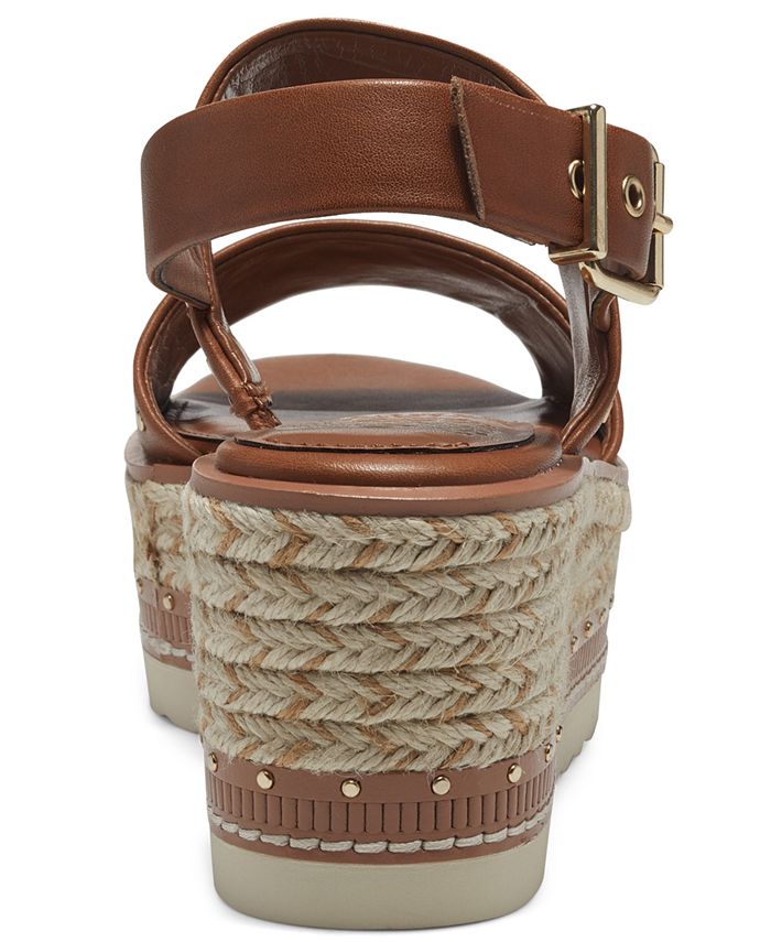 vince camuto flatform