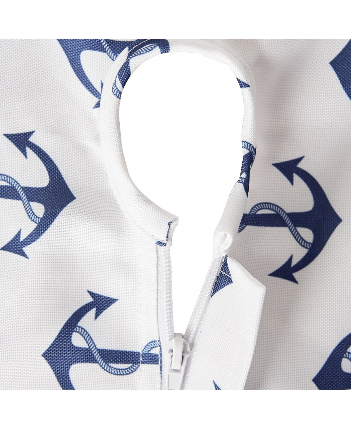 Design Imports Anchors Print Outdoor Tablecloth with Zipper, 60
