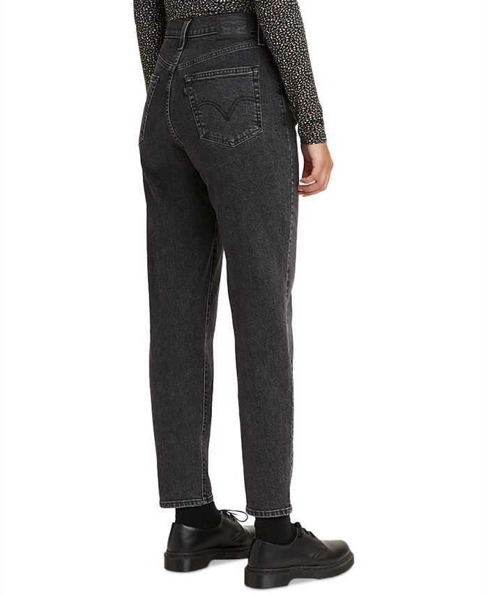 levi's tapered pants