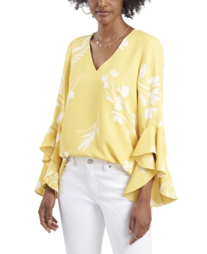 Vince Camuto Petite Flutter Sleeve Floral Whisps V- Neck Tunic In Pale Lemon