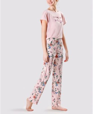 Women's Ultra Soft Lost in Dreams Pajama Set