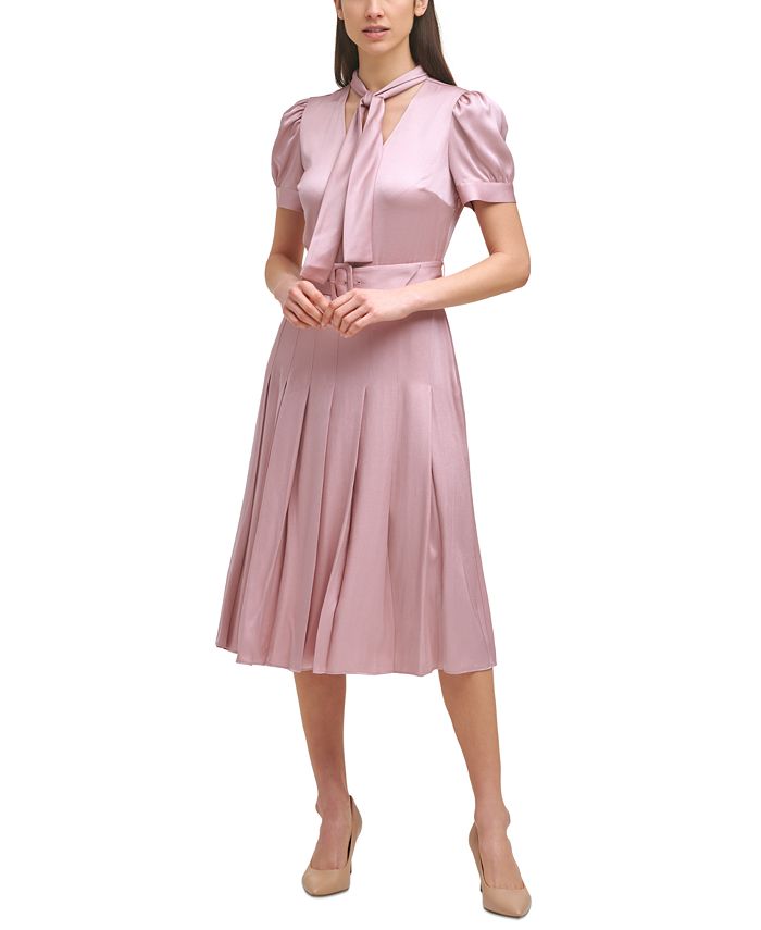 Tie neck sales pleated dress