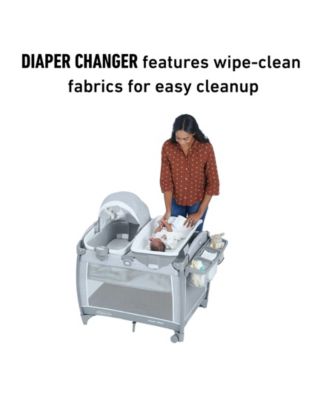 Pack 'n Play Day2Dream Bassinet Deluxe Playard