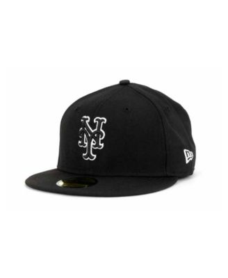 black mets hat