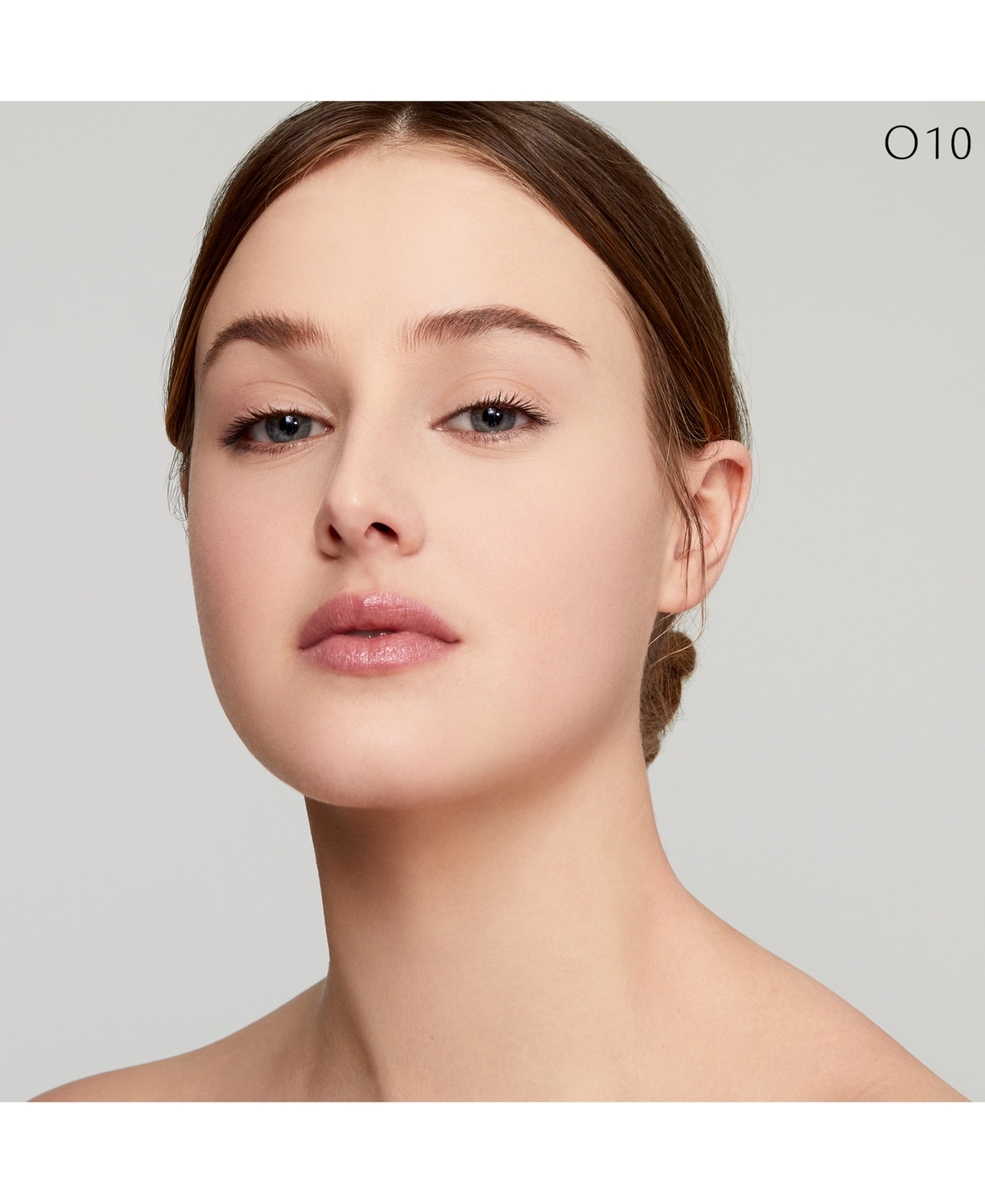 Clé De Peau Beauté Radiant Fluid Foundation Matte Broad Spectrum Spf 20 Sunscreen In O10 Light Ocher
