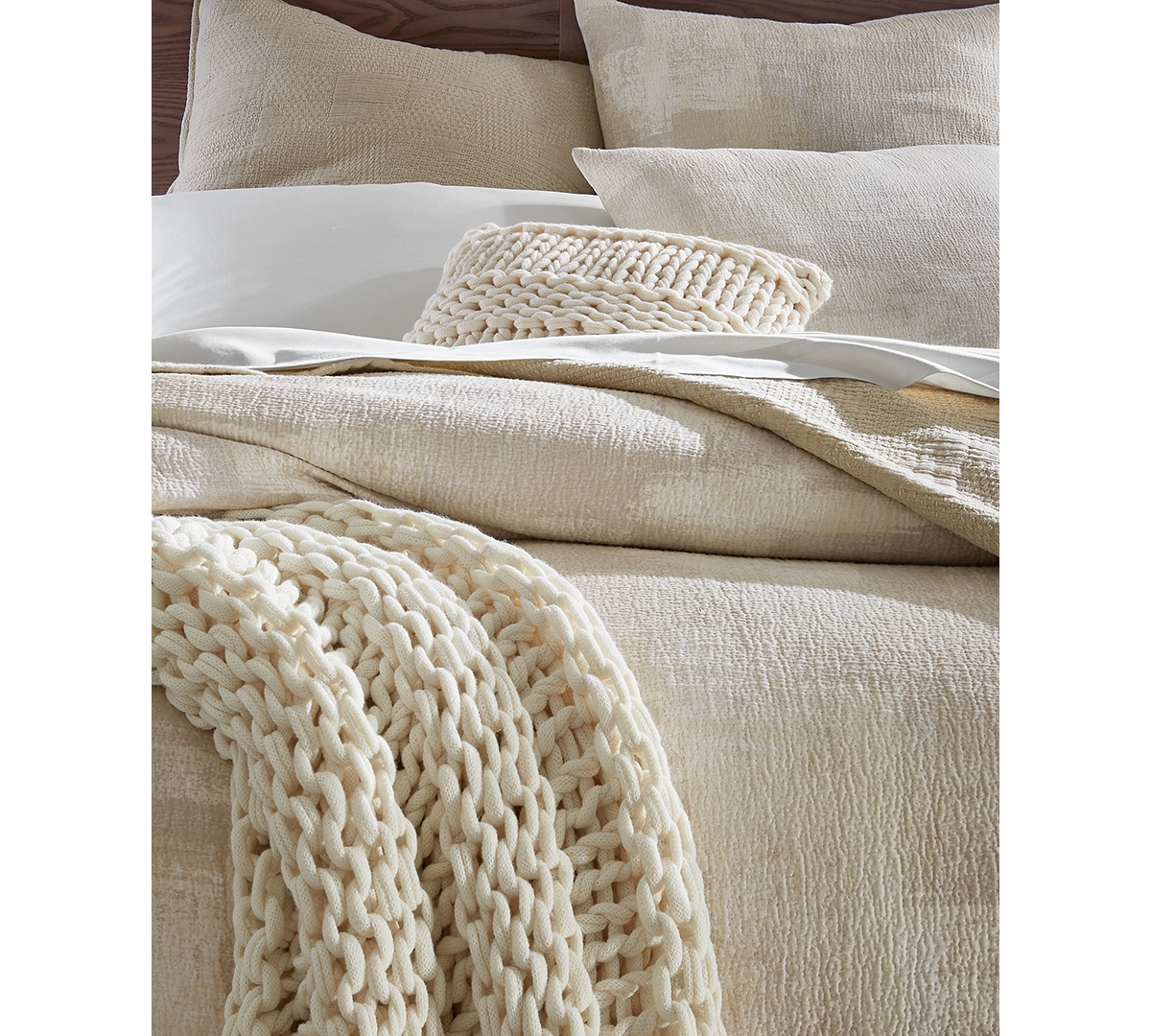 Last Act! Oake Drybrush Matelasse 3-Pc. Duvet Cover Set, Full/Queen, Exclusively at Macy's