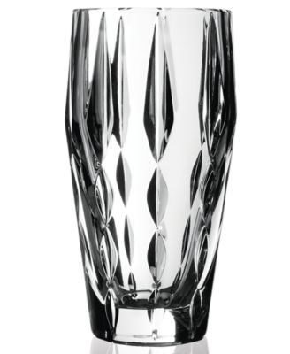 Vera Wang Wedgwood - Peplum 9" Vase