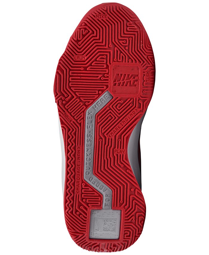 nike team hustle quick 3