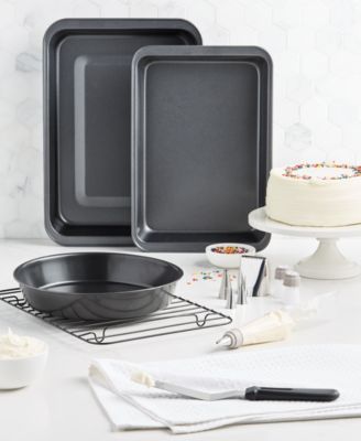 The Cellar - 25-Pc. Pastry Decorating Set