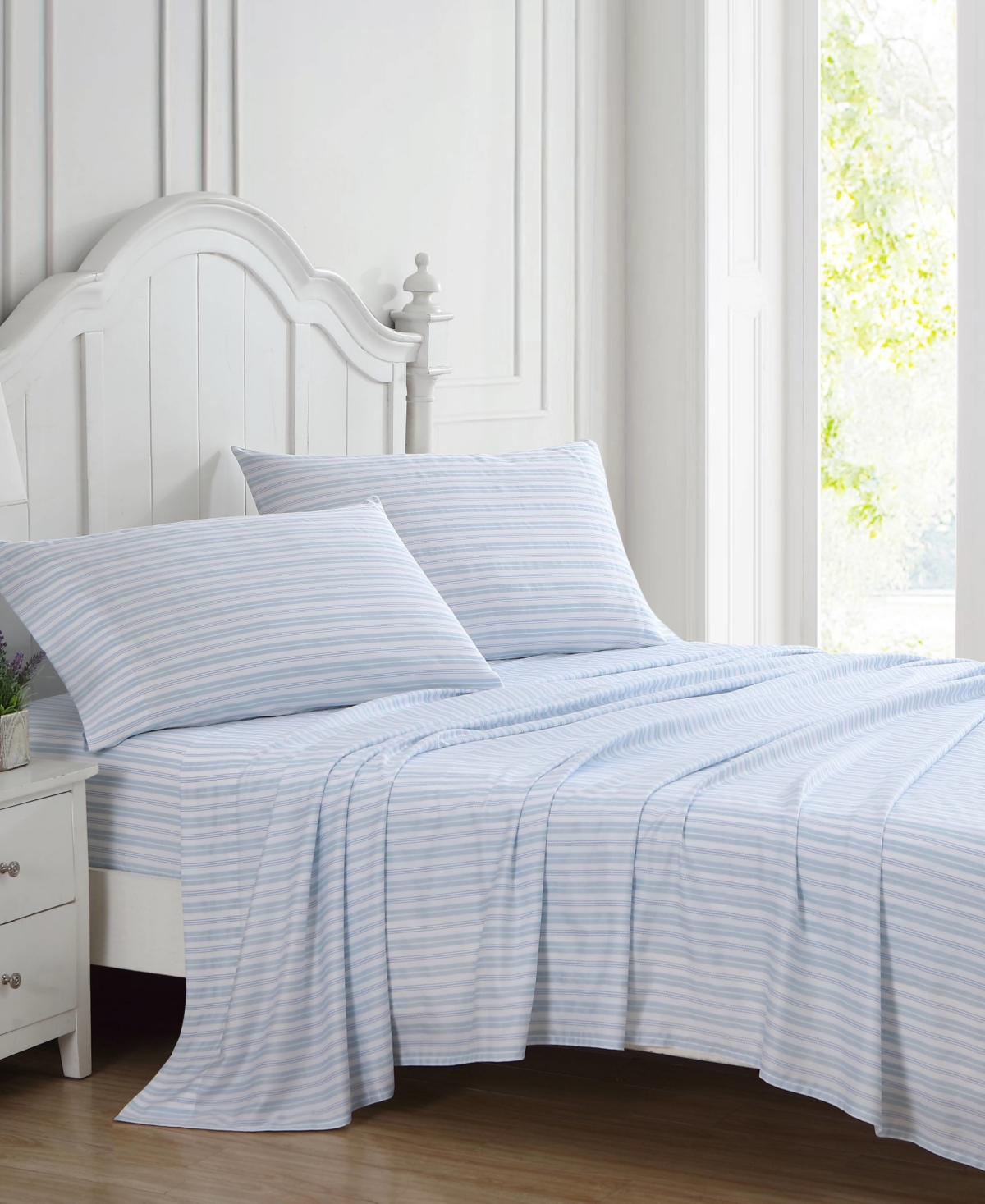 Laura Ashley Fern Cotton Sheet Set In Skylark