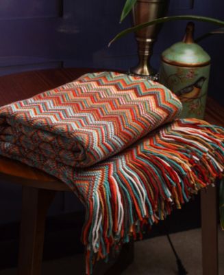Happycare Textiles Multi-Color Chevron Pattern Throw, 60