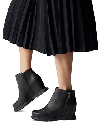 Sorel Women's Joan of Artic Wedge III Lug Sole Zip Booties