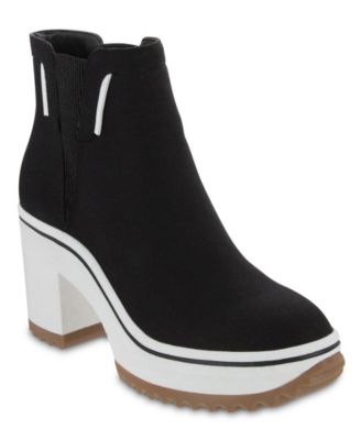 mia zasha white boot