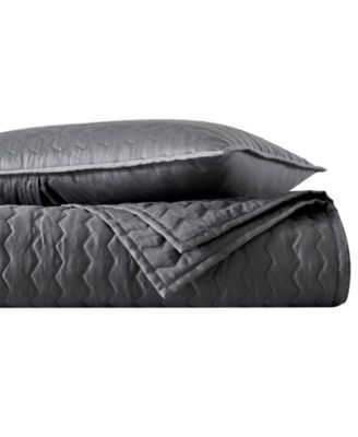Vera Wang CLOSEOUT! Herringbone Stitch 3 Piece Quilt Set, Queen