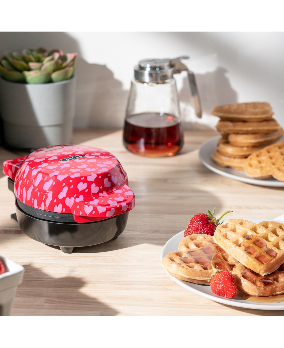 Bella mini heart waffle maker