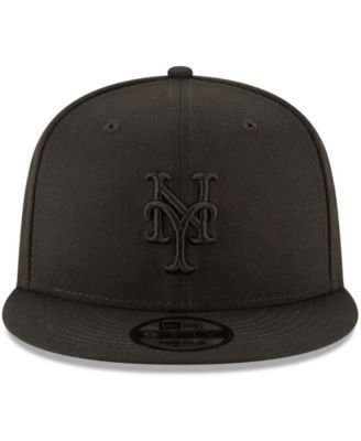Men's Black New York Mets Black on Black 9FIFTY Team Snapback Adjustable Hat