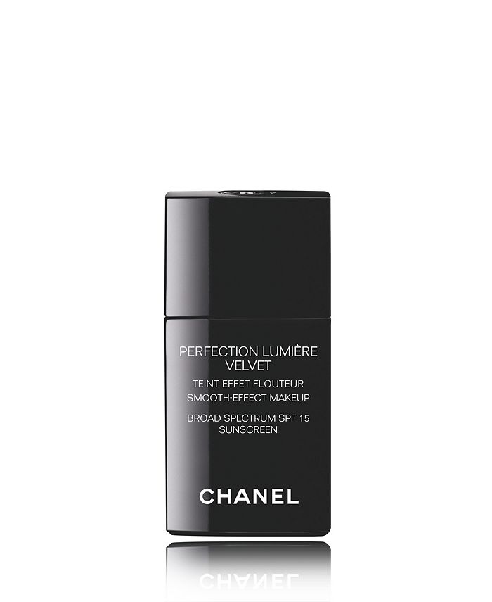 CHANEL Smooth-Effect Makeup Broad Spectrum SPF 15 Sunscreen - Macy's