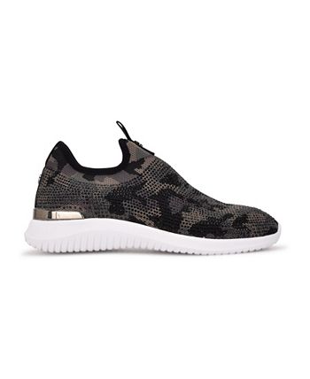 miya slip on sneakers