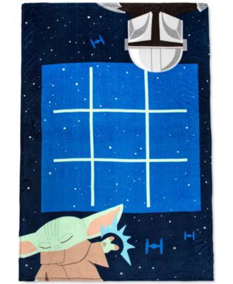 Star Wars CLOSEOUT! TicTacToe Blanket with Game Pieces