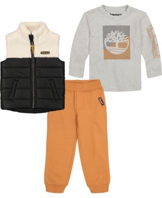 puffer vest with t shirt