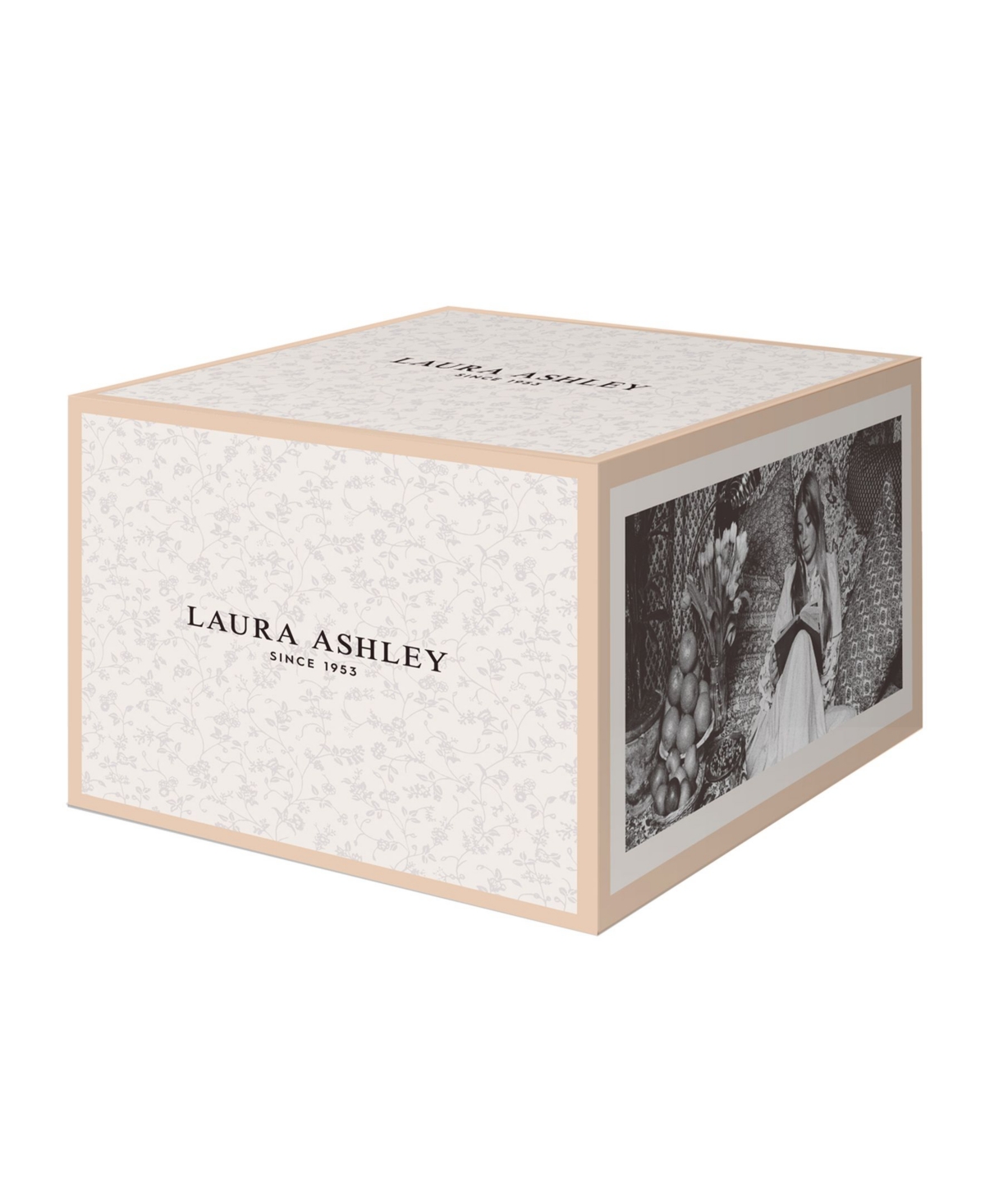 Closeout! Laura Ashley Heritage Collectables Cobblestone Pinstripe Bowls in Gift Box, Set of - White with Beige