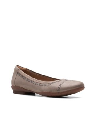 clarks metallic flats