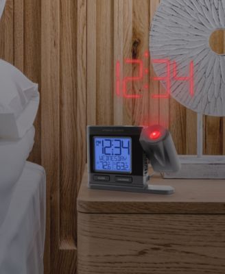 La Crosse Technology 616-41667-INT Atomic Projection Alarm Clock with Temperature