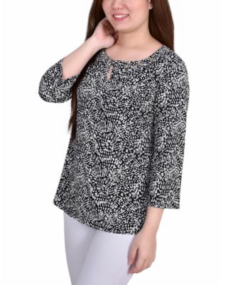 Women's 3/4 Sleeve Grommet Top
