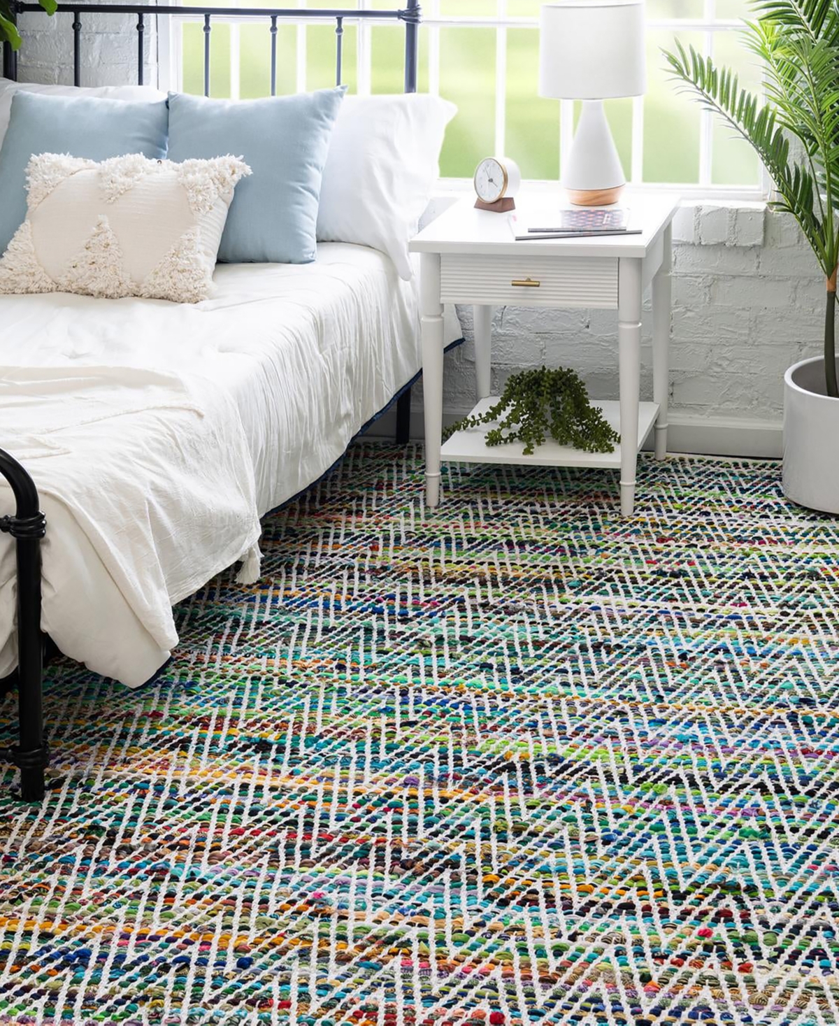 Bayshore Home Jari Chevron Claire Area Rug - Blue