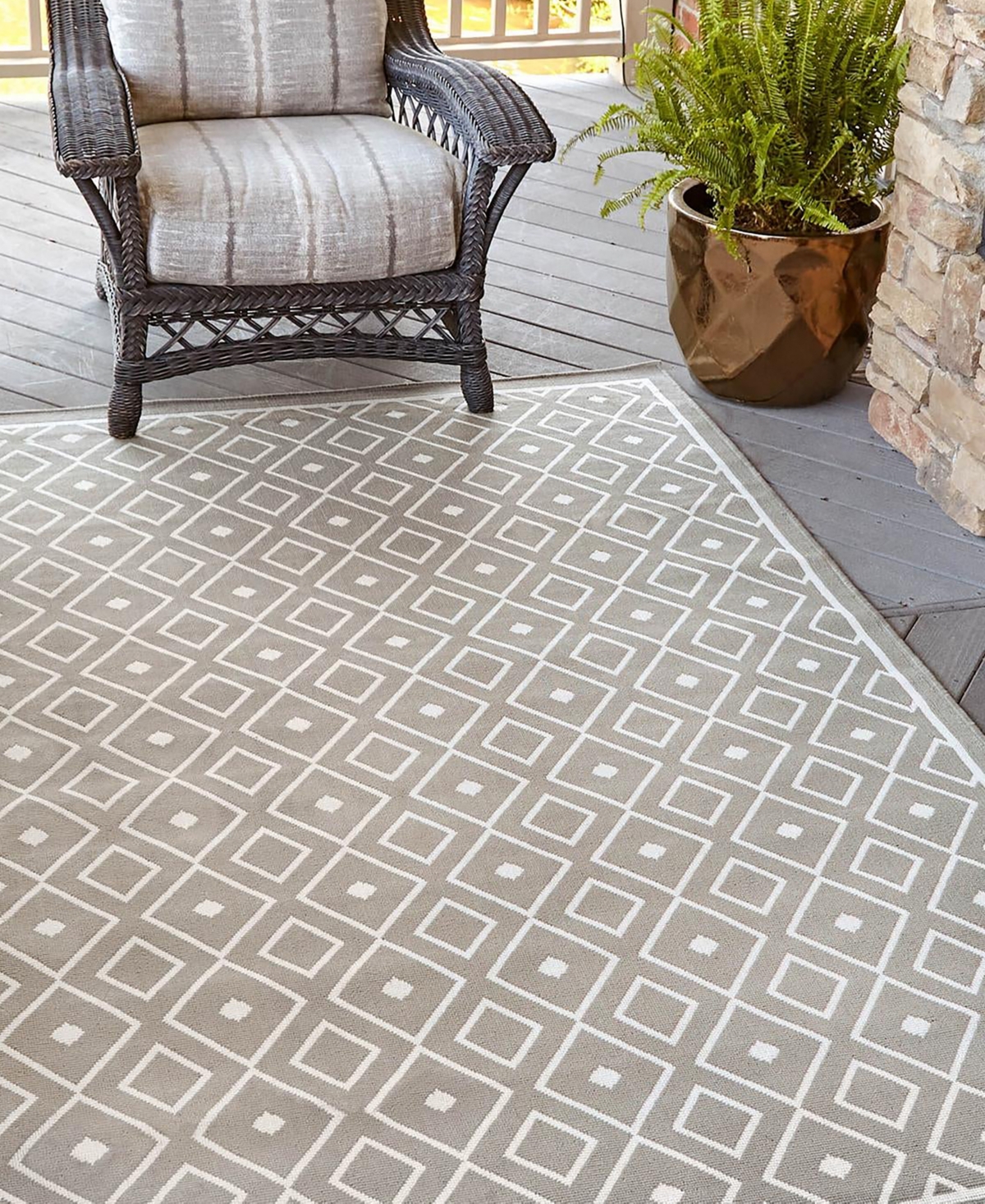Bayshore Home Outdoor Bh Pashio Trellis Ii Kafes Area Rug