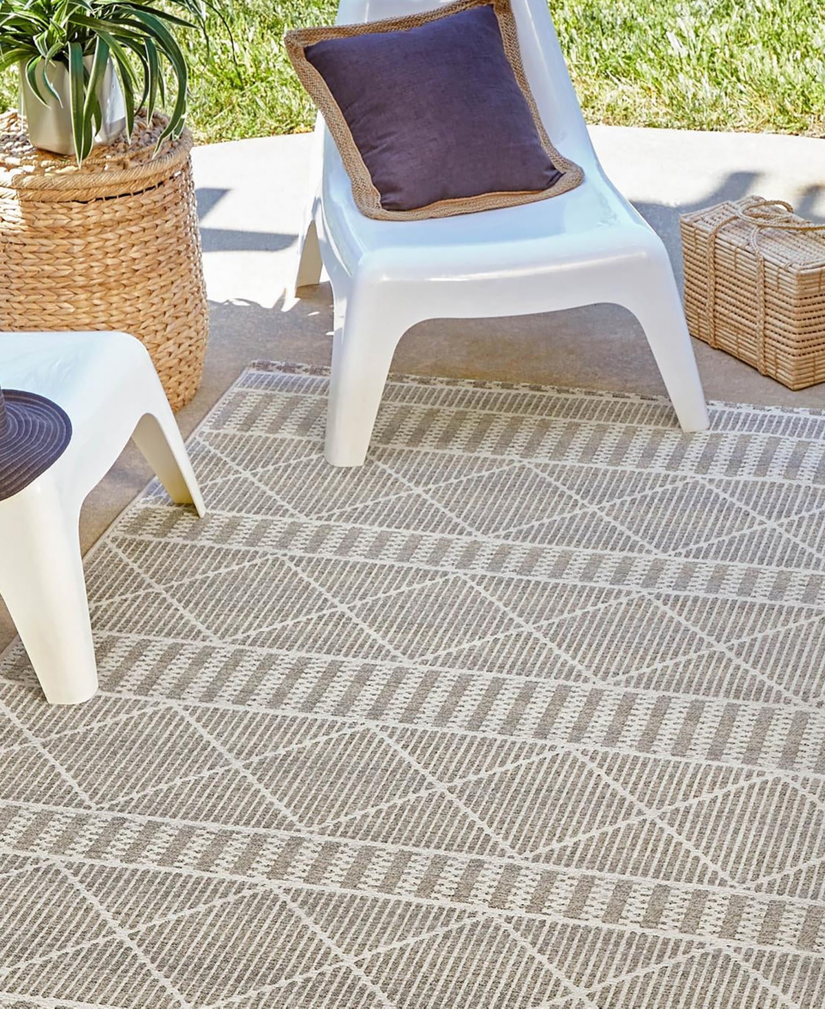 Bayshore Home Outdoor Bh Pashio Trellis Ii Dalyan Area Rug