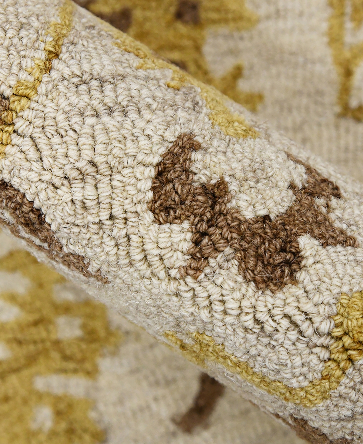 Amer Rugs Romania Newburg 5' x 8' Area Rug