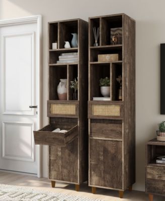 Pelhan Multi-Storage Tower