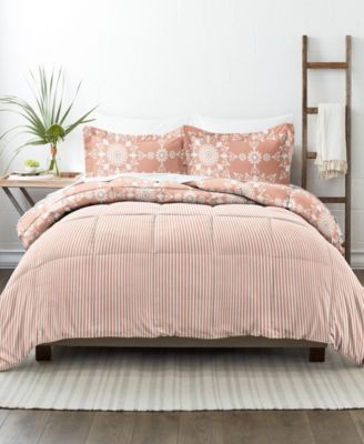 Ultra Soft Daisy Medallion Reversible 3- Pc. Comforter Set, King